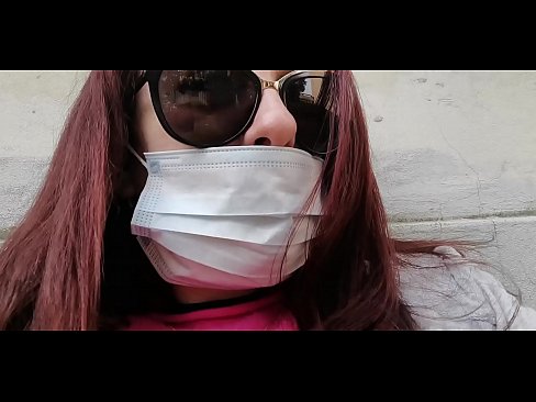 ❤️ Nicoletta yn dial ar ei chymydog ac yn pees yn ei garej (Cwarantîn Eidalaidd Arbennig Covid19) ❤❌ Fideo ffwc ar cy.nicepornphotos.ru